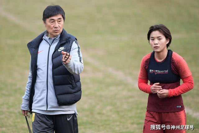 克里沃罗格购物中心成为袭击目标，多个高官陨落